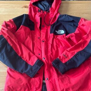 The North Face Gore-Tex Red Black Mountain Jacket Vintage Large Men’s Ski 👀 95?